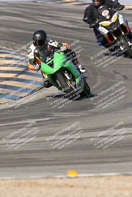 media/Dec-01-2025-Moto Forza (Mon) [[2daa91e15f]]/2-Intermediate Group/Session 2 (Turns 9 and 10)/